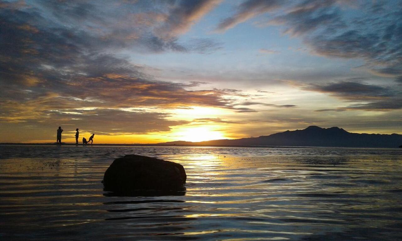 Apo Diver Beach Resort San Juan  Exteriér fotografie