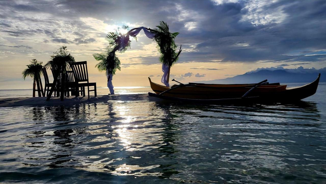 Apo Diver Beach Resort San Juan  Exteriér fotografie