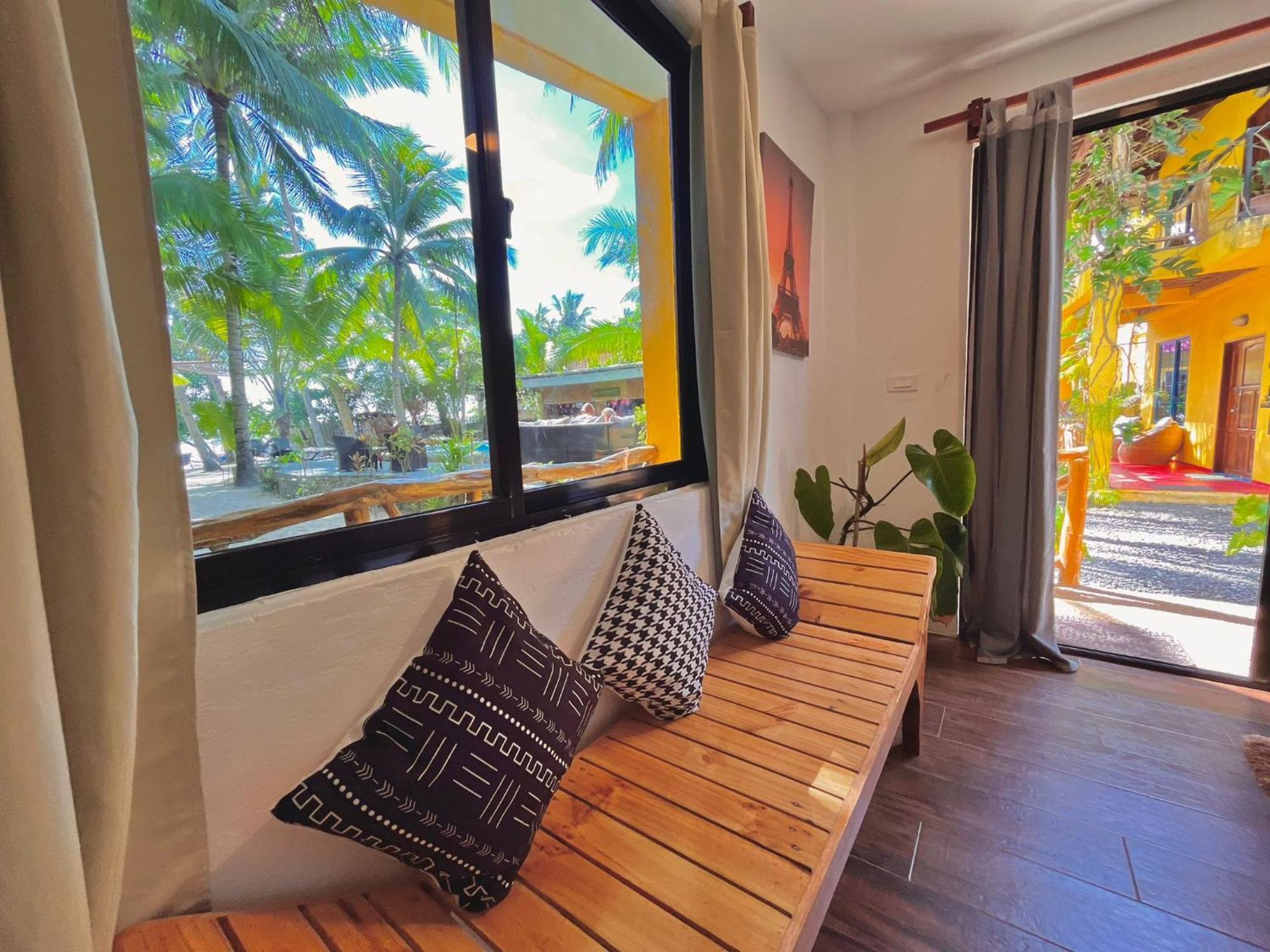 Apo Diver Beach Resort San Juan  Exteriér fotografie
